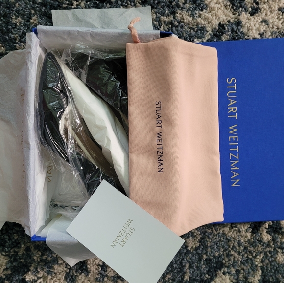 Brand New - Stuart Weitzman 95mm Black Suede Pumps (runs small, more like 8.5) - Picture 9 of 11